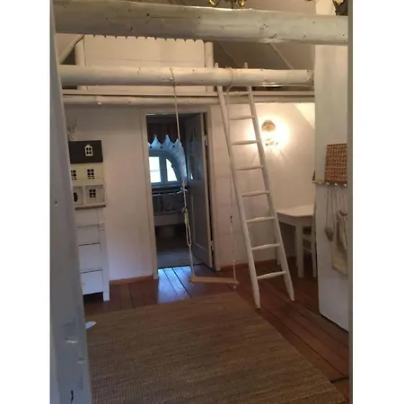 Lutte Reetkate Apartment